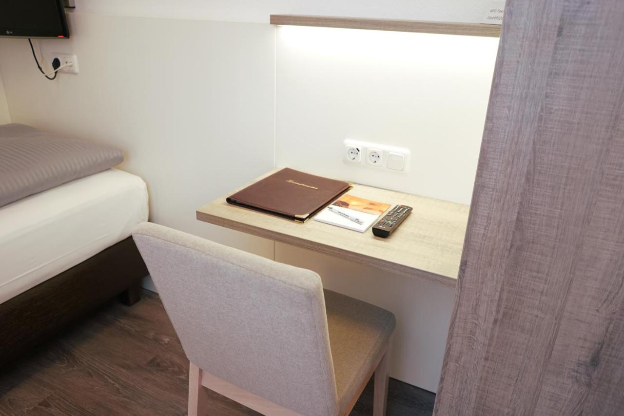 Hotel Am Ostpark Neubiberg Kültér fotó
