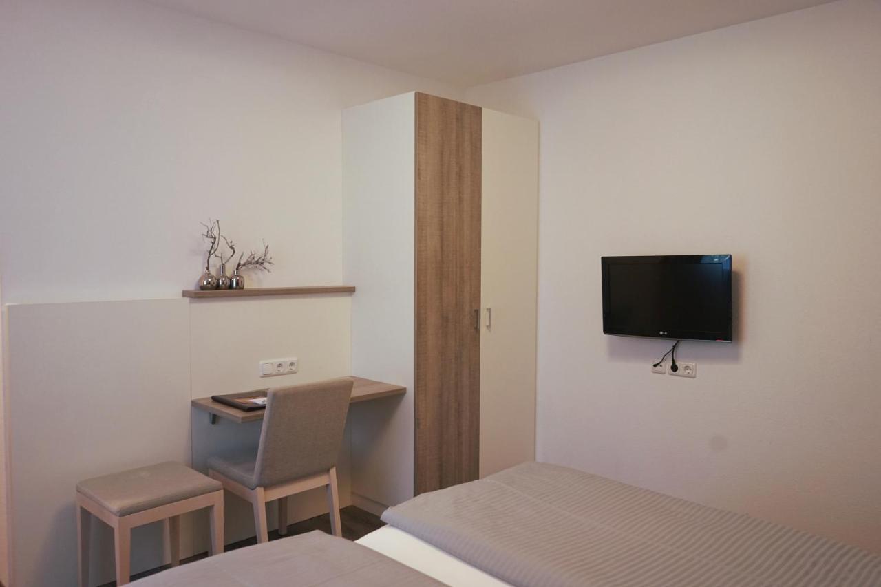 Hotel Am Ostpark Neubiberg Kültér fotó