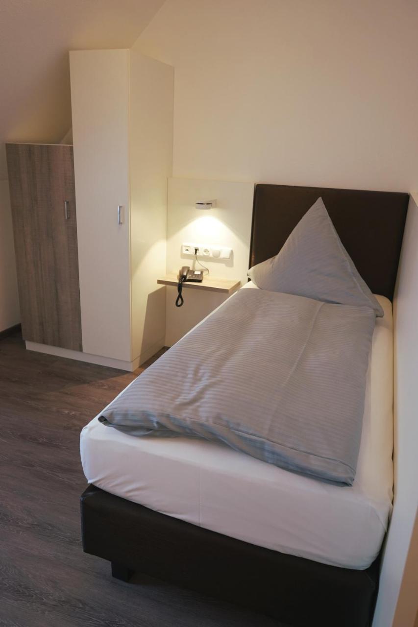 Hotel Am Ostpark Neubiberg Kültér fotó