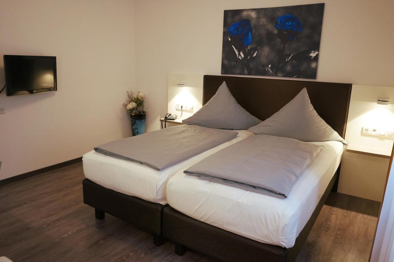 Hotel Am Ostpark Neubiberg Kültér fotó